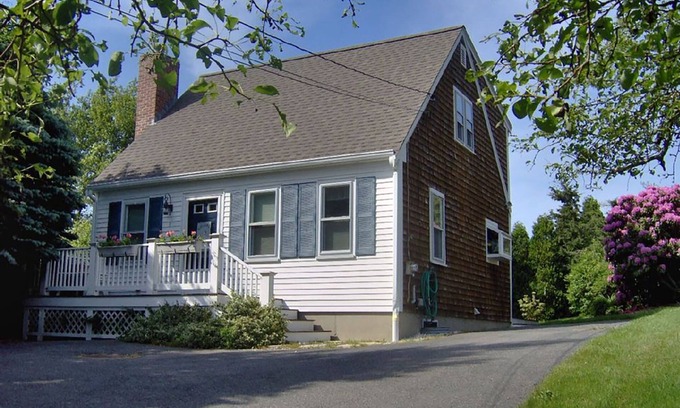 Sandwich House | CAPE COD GETAWAY-Walk to Beaches, Marina & Cape Cod Canal-FEW SUMMER WEEKS LEFT