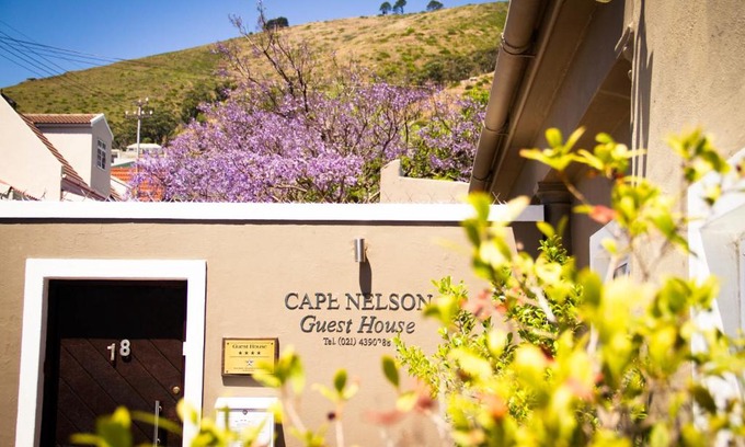 Sea Point House | Cape Nelson Guest House