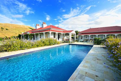 Waimarama Villa | Cape South Estate - International award-winning country estate with Pacific views
