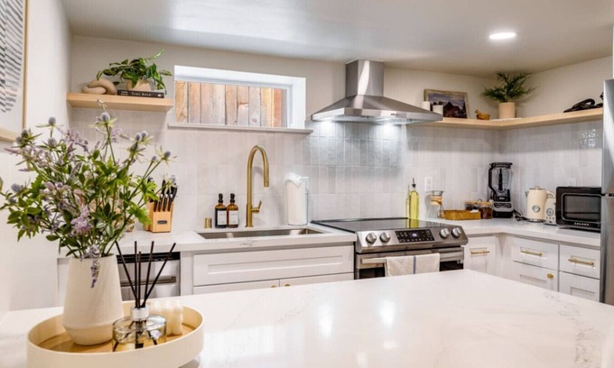 Miller Park House | Capitolium by Stay in Nest - Walk to Cap Hill/AC