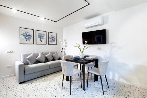 Tiberio Apartment | Capri House