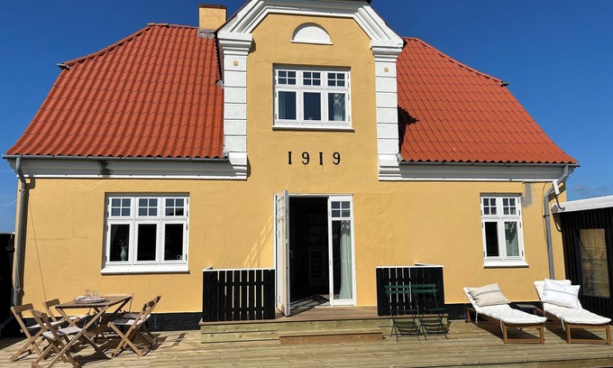 Harboore Villa | Captains house 300 meters from the sea. Spectacular view, autenticitet and space