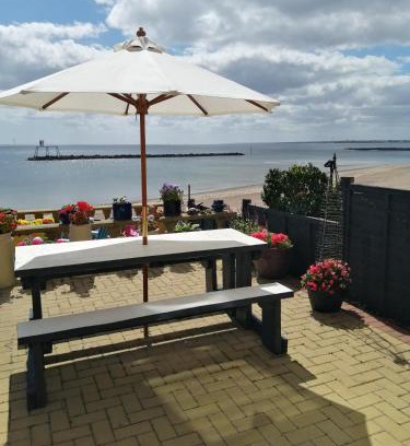 Newbiggin-by-the-Sea House | Captains Lodge