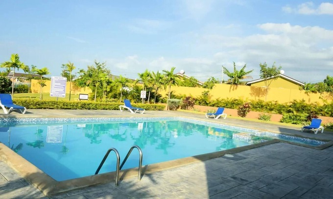 Silver Sands House | Captivating 2-Bed House in Falmouth