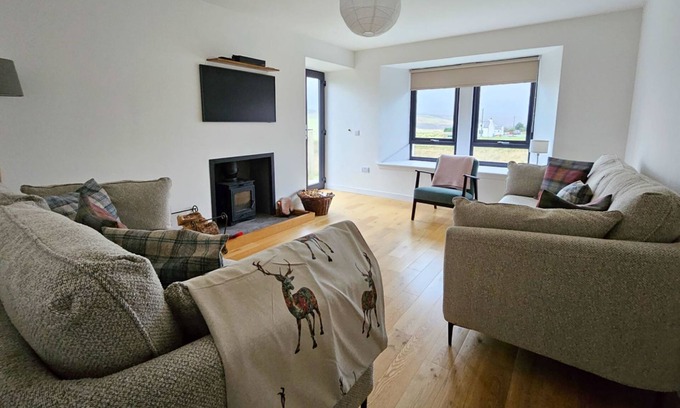 Achachork House | Carbost Cottage by Interhome
