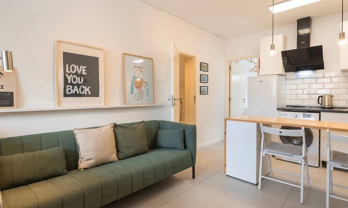 Carcavelos Apartment | Carcavelos Sunny Retreat 2 by LovelyStay