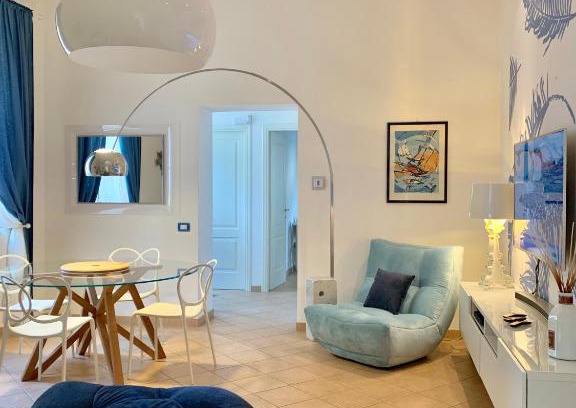 Forte dei Marmi Apartment | CARDUCCI 13 B