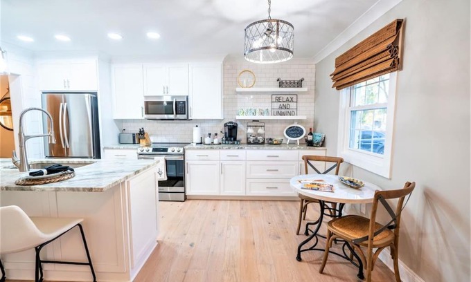 Old Village House | Carefree Coastal Casa 2 miles to Sullivans Island