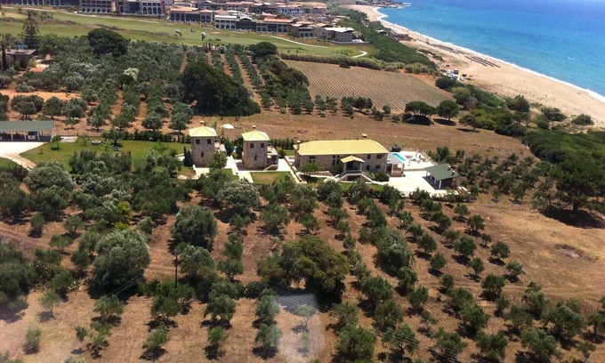 Romanos House | Caretta A at Villa Yialenia Estate