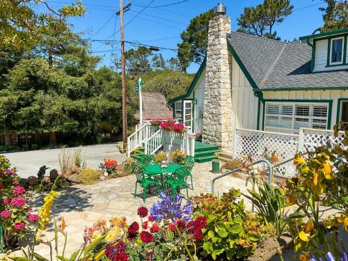 Golden Rectangle Hotel | Carmel Green Lantern Inn