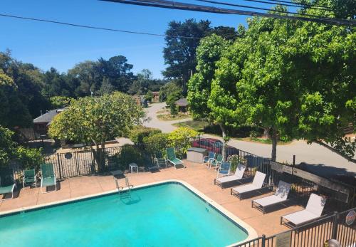 Mission Fields Hotel | Carmel River Inn & Cottages