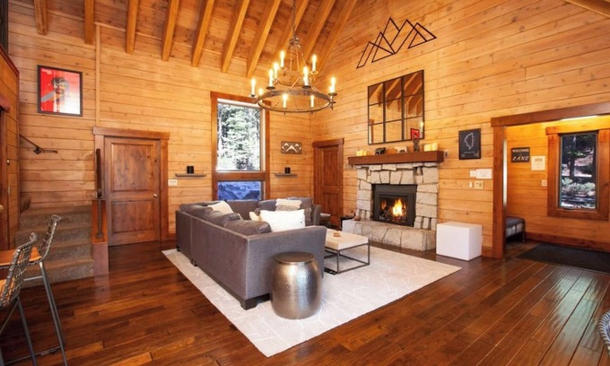 Ridgewood Cabin | Carnelian Bay Hideaway | Hot Tub & Views