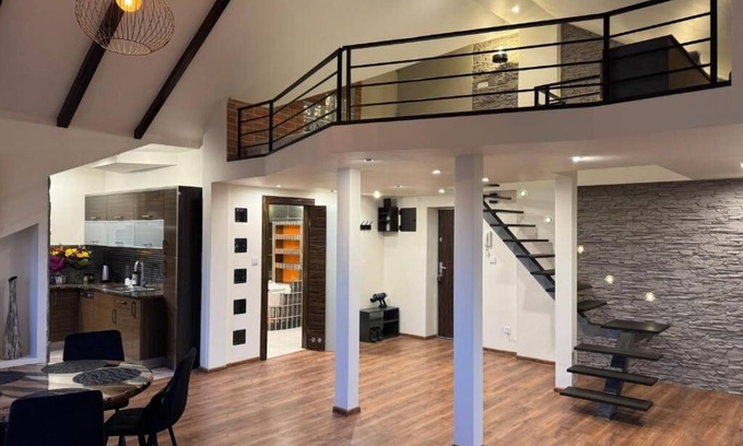 Tarnow Apartment | Carpatia Loft