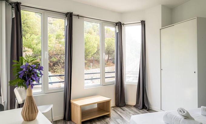 Pla del Bon Repos Apartment | Casa 349h Stylish city centre apartments Alicante (First Floor)