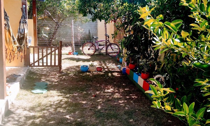 Jacone House | Casa Amarela Lodging