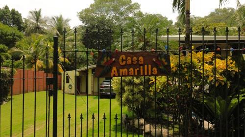 Esterillos Centro Apartment | Casa Amarilla