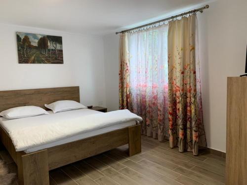 Orsova Apartment | Casa Anna&Criss
