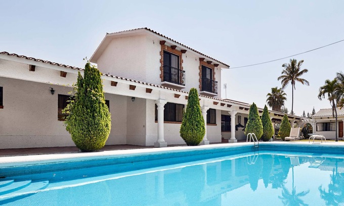 Jiutepec House | Casa Avila