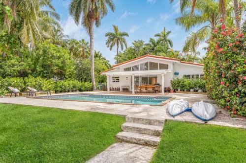 Northeast Miami House | Casa Belle Meade