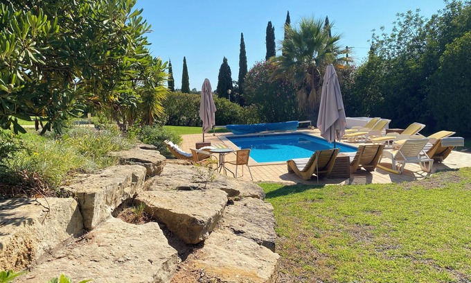 Lagoa e Carvoeiro Villa | Casa Ben - family retreat with pool near Carvoeiro beach