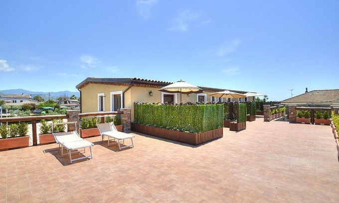 Marina di Casal Velino House | Casa Biancolilla C: A welcoming apartment situated at a short distance from the beach, with Free WI-FI.