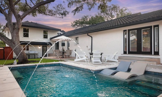 North San Antonio - SAT House | Casa Blanca Estate: Lux 5BR/4BA