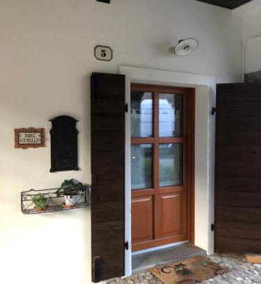 Attimis House | Casa Borc di Nelle