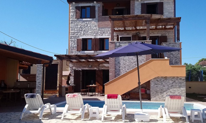 Krnica House | CASA BOZZERO, elegant and modern rustic with 2 apartments