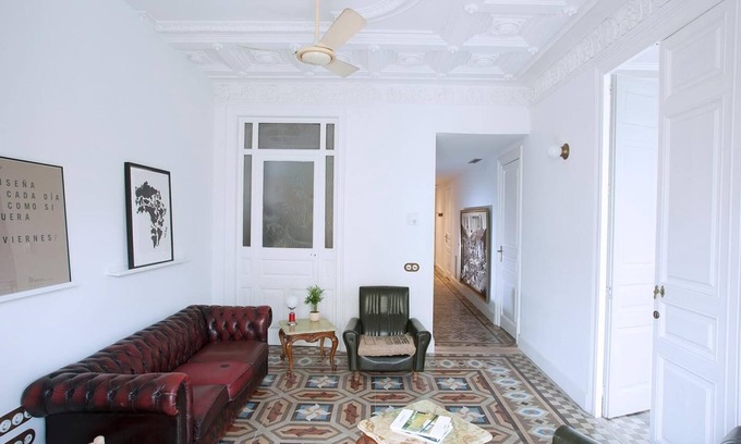 Dreta de l'Eixample Apartment | Casa C yök Casa + Cultura
