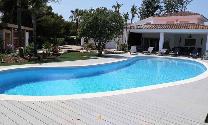 Riumar House | CASA CAHCAP,Ideal house for your holidays near the sea, free wifi, OPTIONAL AIR CONDITIONING,private pool, pets allowed, dog’s beach.