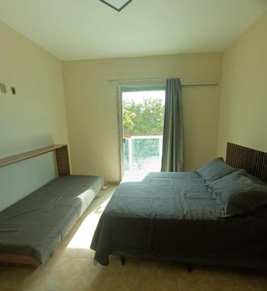 Nova Nazare House | Casa com 3 suítes, terraço com churrasqueira e vista para o vale