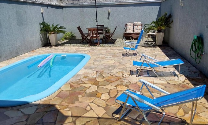 Guaratuba House | Casa com piscina duas quadras da praia