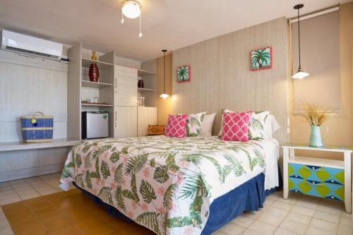 Portobelo Bed & Breakfast | Casa Congo & Casa Rayo Verde - Restaurante - Galeria de arte