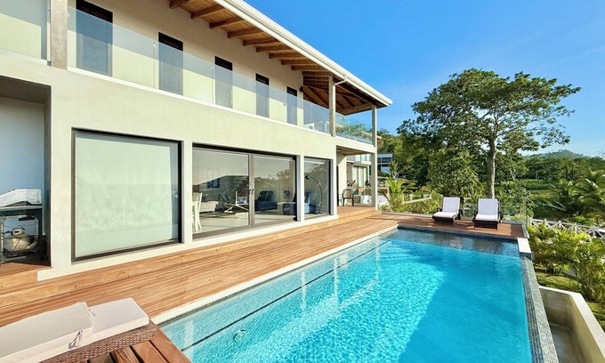 Pristine Bay Villa | Casa Cristal del Mar @ Pangea Beach, Big Bight