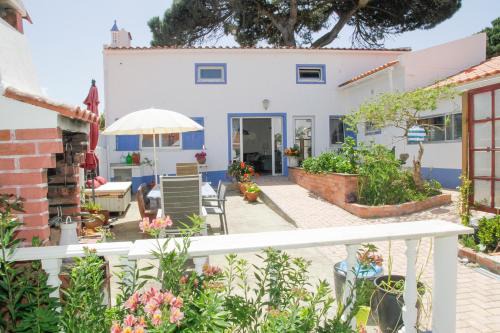 Nadadouro House | Casa da Annelies. Accessible holiday home