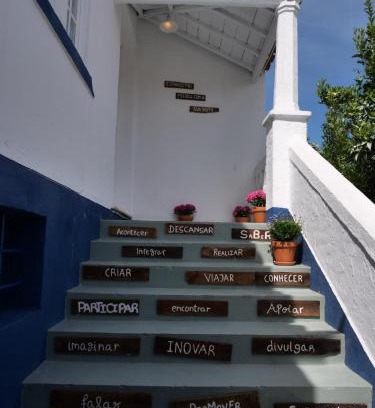 Avis House | Casa da Livraria - Boutique da Cultura