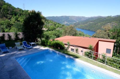 Cova House | Casa da Loja