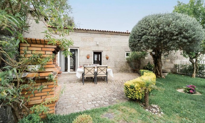 Vieira do Minho Cottage | Casa Da Torre- Villa