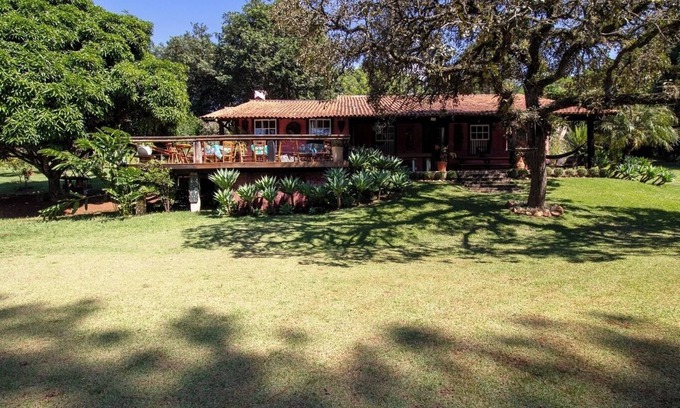 Santana de Parnaiba House | Casa de campo c lazer, bem equipada, pet friendly