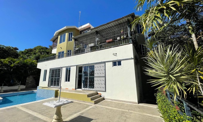 Pedro Brand Villa | Casa de campo La Cigua.