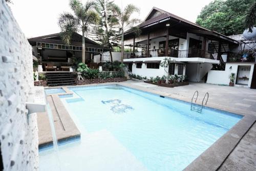 Silang House | Casa de Celestina Private Resort