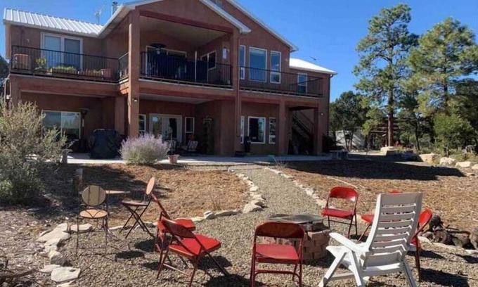 Tijeras House | Casa De Chara- Mountain retreat. Entire home