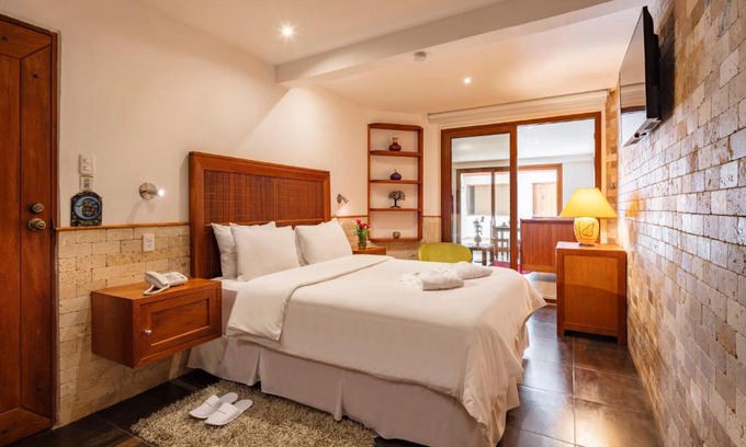 Banos de Agua Santa Hotel | Casa del Balcon