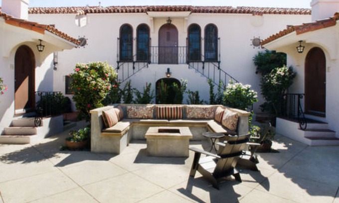 West Beach House | Casa Del Mar Inn