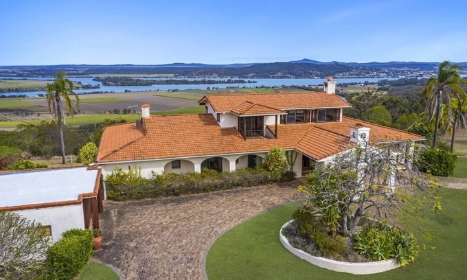 Ashby Heights Apartment | Casa Del Rio, Boasting 270 degrees views