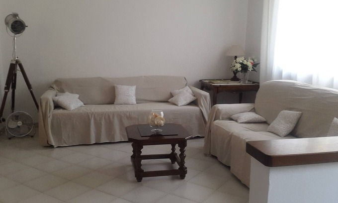 Viareggio House | Casa dell'Ulivo Antico - Large Property with garden. Near the Beach-All comfort