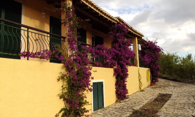 Loule House | Casa do Castelao