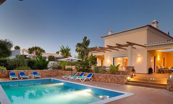 Lagoa e Carvoeiro Villa | Casa Dos Cedros