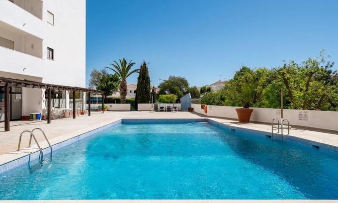 Correeira Apartment | Casa Dos Reis - Albufeira, Center