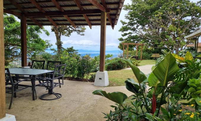 Quebrada Grande House | Casa El Granero Monteverde